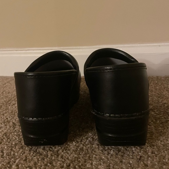 Dansko Nurse Clogs - Picture 3 of 4
